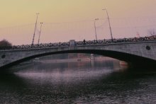 Man on bridge / ***