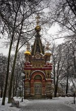 Chapel / ***