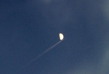 Paletten auf dem Mond / ***