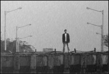 Loner / ***