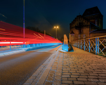 Lübeck light trails / Lichtspuren auf der Drehbrücke in Lübeck