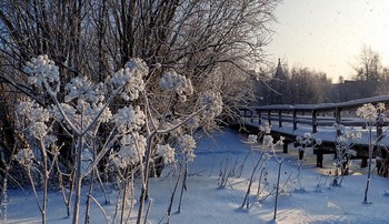 &nbsp; / music: Fugitive Moon - The Lost Brothers
 https://www.youtube.com/watch?v=wWSKTvVBpYQ