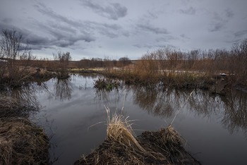 River ... / ***