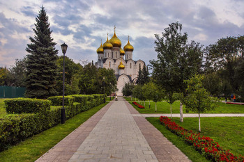 Rostov Kreml / ***