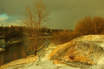 Evening. / ***