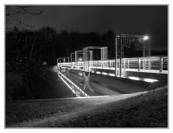 Brücke / ***