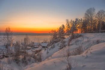 Sunset / ***