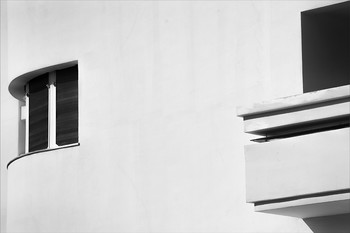 BauHaus / ***