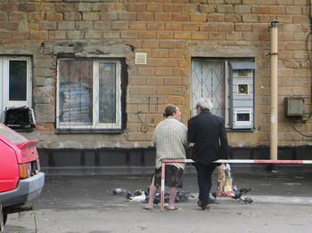 Love and pigeons / [img]https://sun9-45.userapi.com/c853624/v853624652/22ebe5/Bpbo5SF_J3Y.jpg[/img]