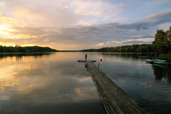 Sonnenuntergang auf dem See / ***