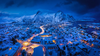 Above the Svolvær / 02.2020