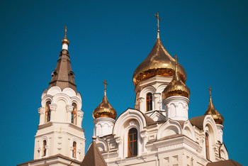 Domes / ***