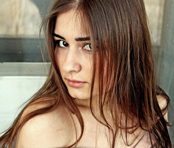 Julia / ***