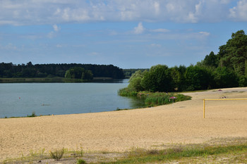 beach / ***