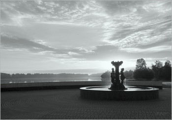 Nebel zerstreut / [img]https://i.imgur.com/49rVZnT.jpg[/img][img]https://i.imgur.com/wBgCPmq.jpg[/img]