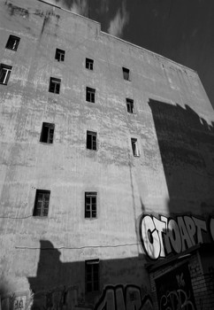 Citadel / ***