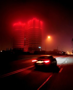 Red sity nigth / ***