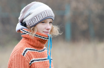 Portrait of a girl / ***