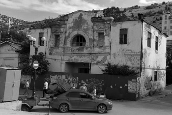 Zuhause / [img]https://d.radikal.ru/d29/2010/e9/44c0d55e8c34.jpg[/img]
[img]https://d.radikal.ru/d27/2010/90/85cb697bdc57.jpg[/img]
