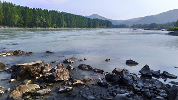 auf der anderen Seite / ...