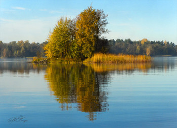 Autumn island / ***