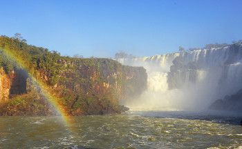 Iguazu Falls / ...