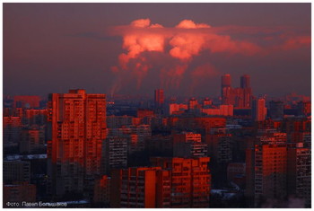 Sonnenaufgang über dem Fluss / ***