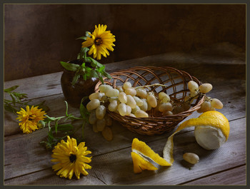 Still life with calendula / ***