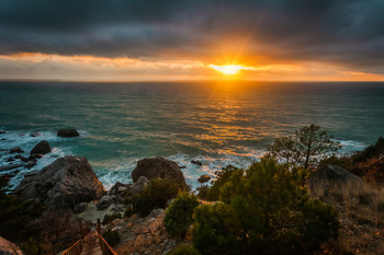Sunset / ***
