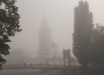 Cathedral / ***