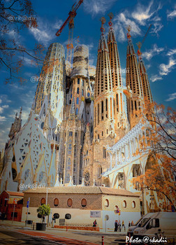 Templo de la Sagrada familia Barcelona / ***