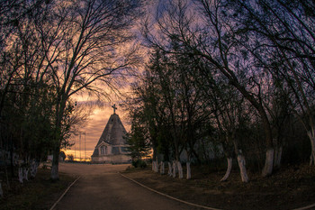Kirche St. Nikolaus / ***