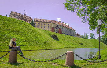 On the outskirts / https://vk.com/e.vaguro

https://www.instagram.com/vaguro_v_u_v/

https://web.facebook.com/evgeniy.vagouro

https://www.pexels.com/ru-ru/@10472344