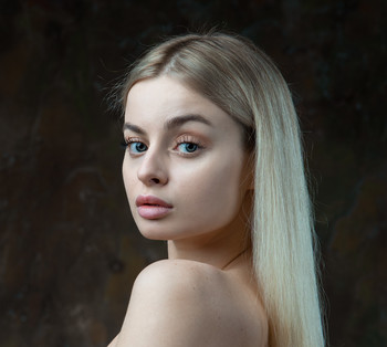 Alina / ***