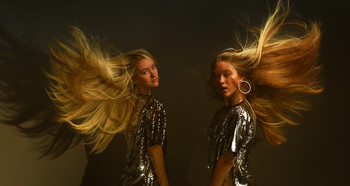 Twins / ***