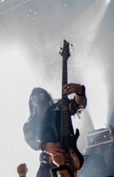 Concert / https://vk.com/e.vaguro

https://www.instagram.com/vaguro_v_u_v/

https://web.facebook.com/evgeniy.vagouro

https://www.pexels.com/ru-ru/@10472344
