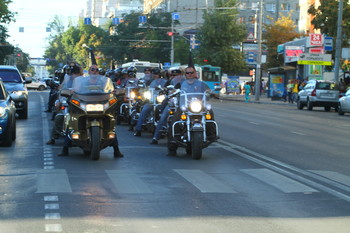 &nbsp; / .............