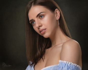 Xenia / ***