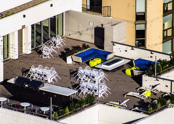 On the roof / ***