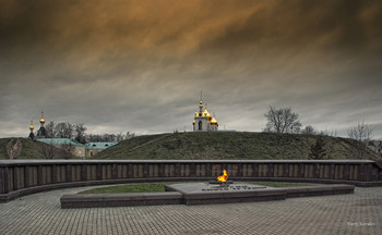 Ewige Flamme / ***