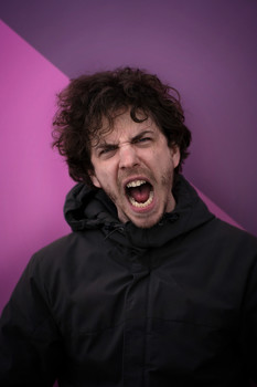 Scream / Part of a purple photoshoot in Copenhagen, testing the Tamron 70-180 f2.8.
