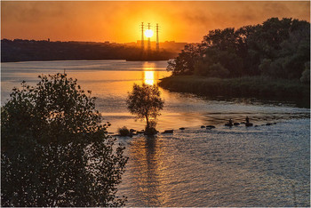 Fischerei am Sonnenuntergang ... / ***