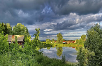 Before the rain / ***