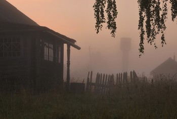 Dawn / ***