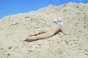 Wild beach / ***