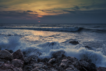 Bei Sonnenuntergang / ***