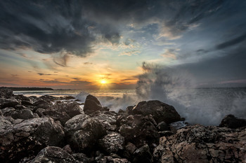 Sunset / ***