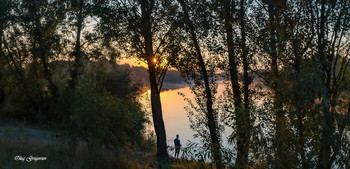 Morning fisherman. / ***