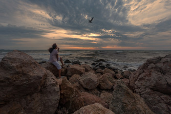 Sunset / ***