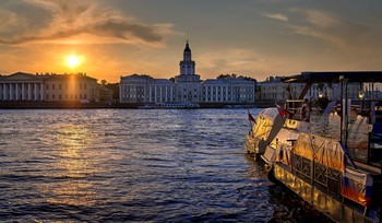 The evening on the waterfront / ***